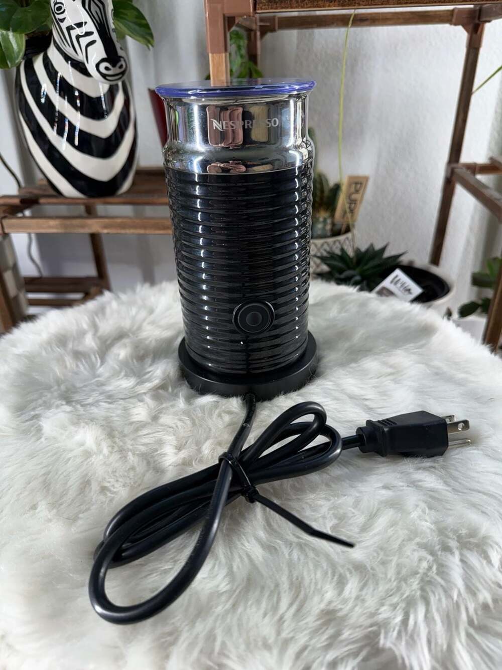 Nespresso Aeroccino 3 Electric Milk Frother Black 3594